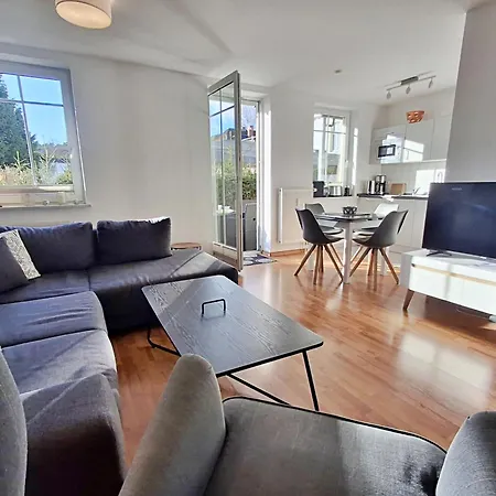 Waldstrasse 05 塞巴特黑灵斯多夫